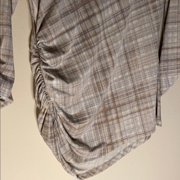 CalvinKlein Striped Ruched-side Top - Picture 6 of 8